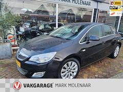 Opel Astra - 1.6 Cosmo, leuke auto, trekhaak