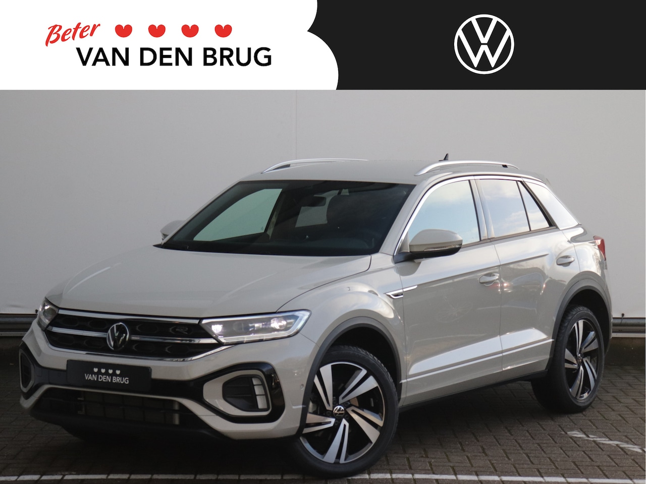 Volkswagen T-Roc - 1.5 TSI R-Line Business 150pk DSG | Keyless | Dodehoeksensor | Camera | App-Connect | Stoe - AutoWereld.nl