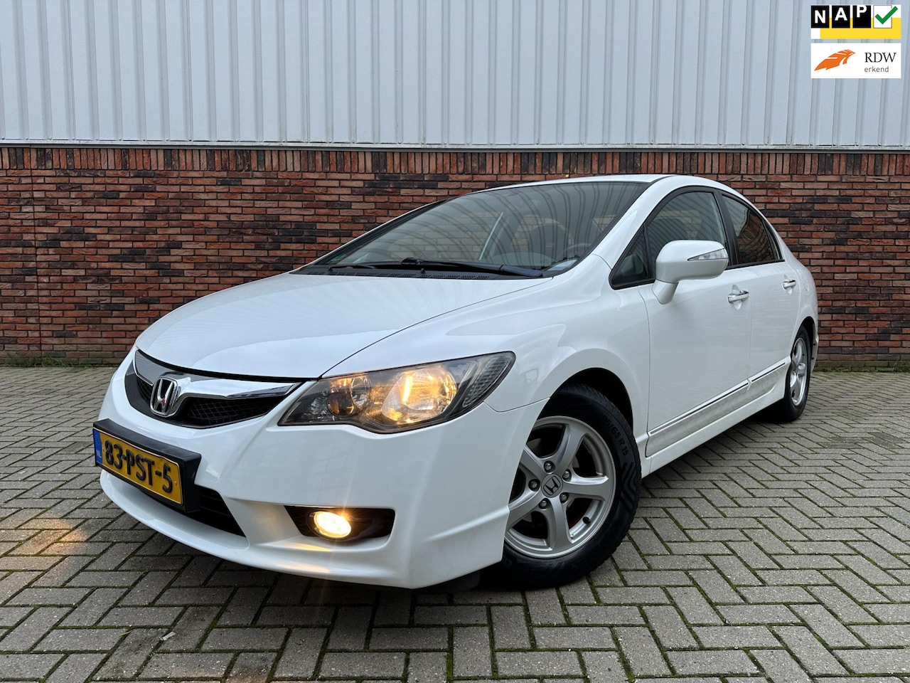 Honda Civic - 1.3 Hybrid Elegance |Parkeersensor|Bluetooth| - AutoWereld.nl