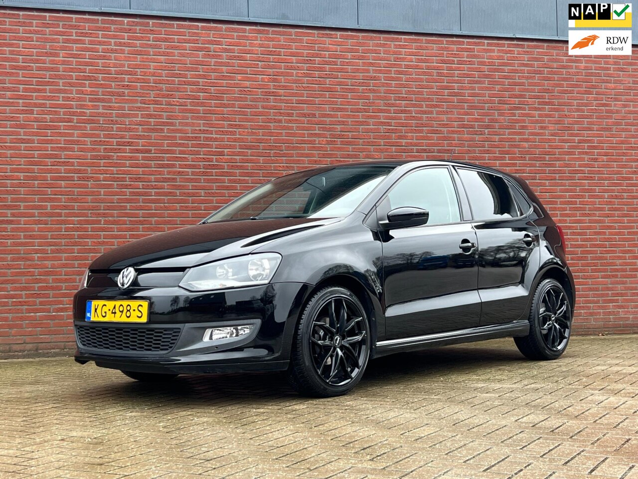 Volkswagen Polo - 1.0 BlueMotion 5-deurs / Airco / Cruise control / Black - AutoWereld.nl