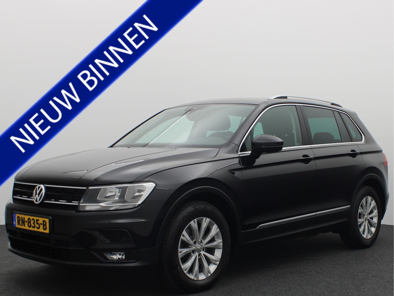 Volkswagen Tiguan - 1.4 TSI Comfortline Business TREKHAAK / CARPLAY / NAVI / CLIMA / PDC / BLUETOOTH / ACC / N - AutoWereld.nl