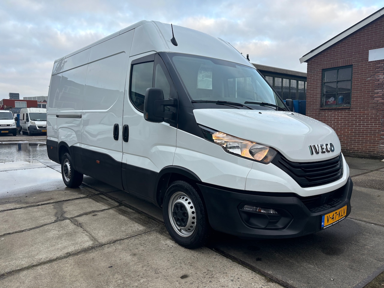 Iveco Daily - 35S14V 2.3 352L H2 MY 2023 AHG 3500 kg!