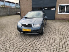 Skoda Fabia Combi - 2.0 Elegance //Airco//Cruise