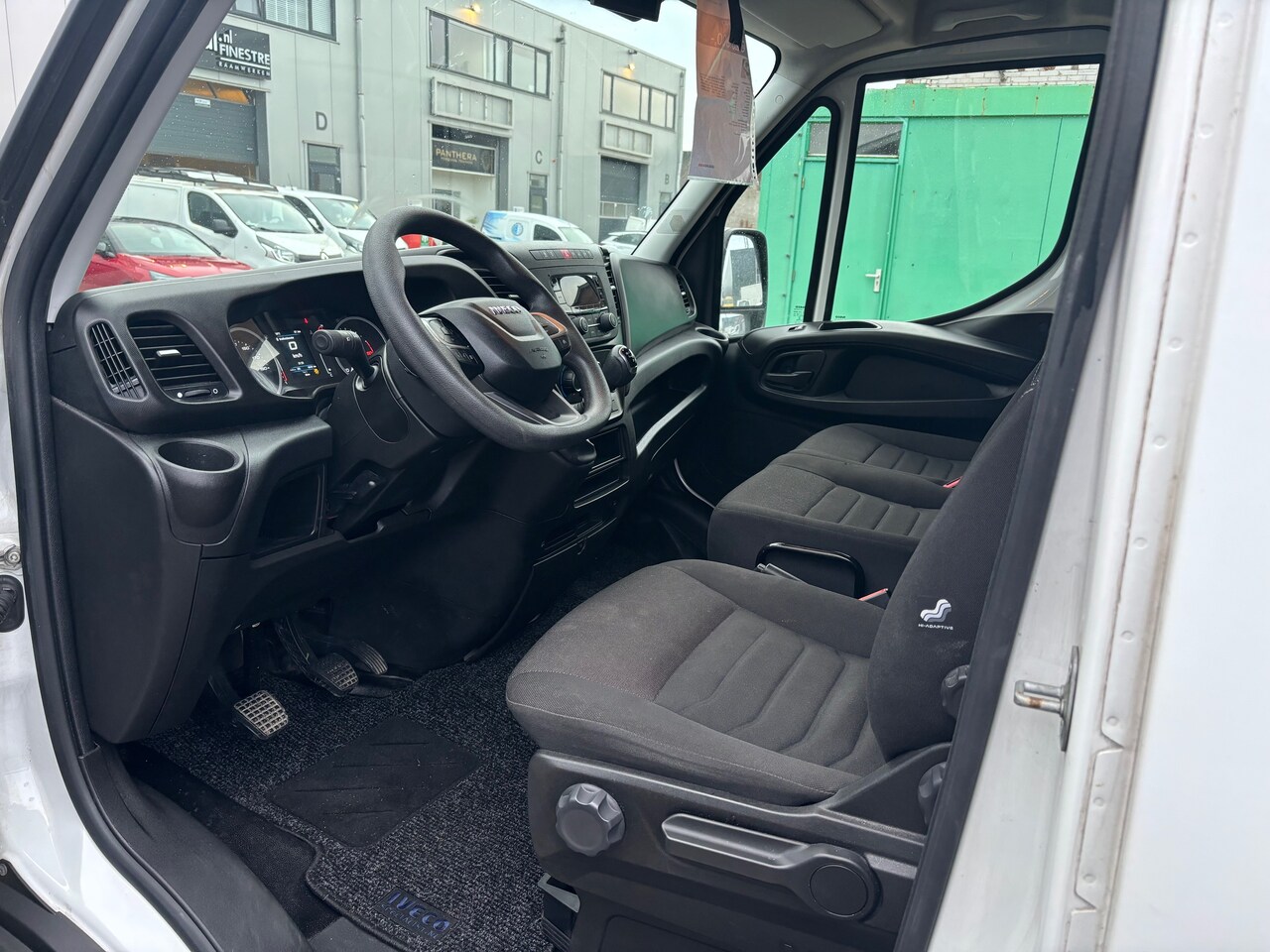 Iveco Daily - 35S14V 2.3 352L H2 MY 2023 AHG 3500 kg!