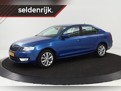 Skoda Octavia - 1.2 TSI Ambition | Trekhaak | Navigatie | Climate control | PDC | Cruise control | Bluetoo