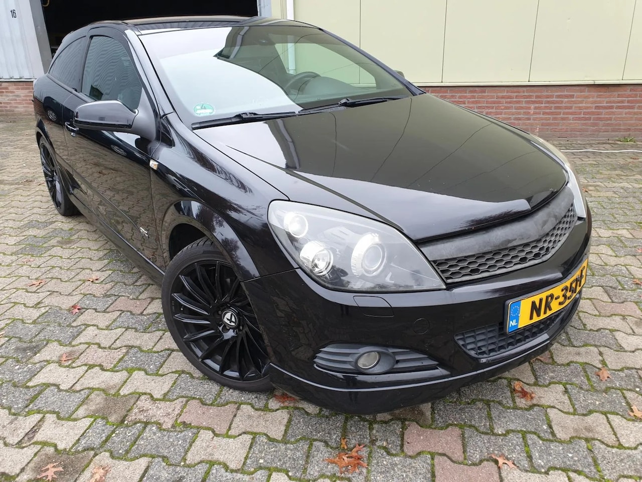 Opel Astra GTC - GTC-1.8 Business - AutoWereld.nl