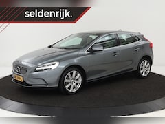 Volvo V40 - 2.0 D2 Nordic+ | Dealer onderhouden | Panoramadak | Leder | Camera | Keyless | Stoelverwar