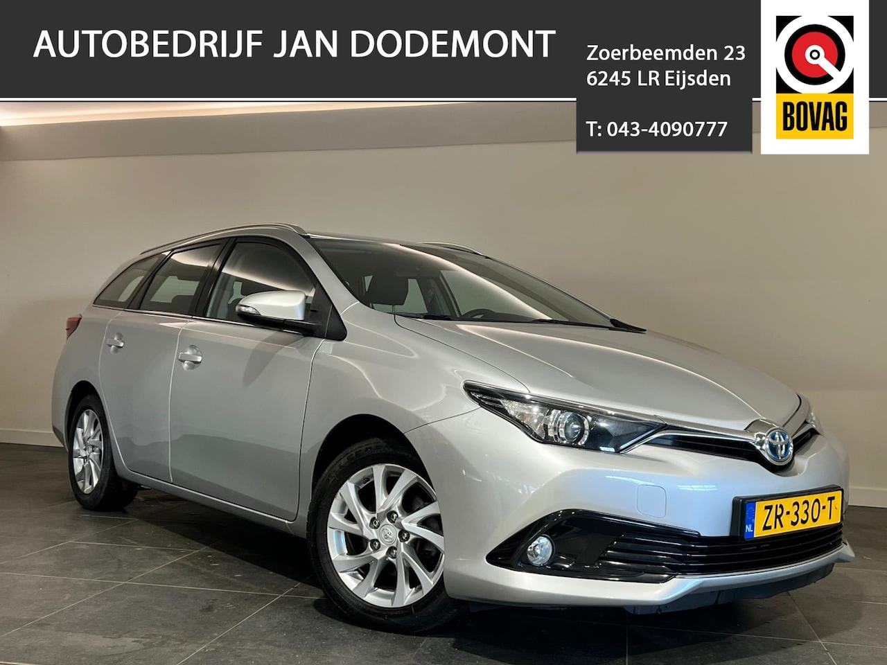 Toyota Auris Touring Sports - 1.8 HYBRID CVT Automaat / Clima / Cruise / Achteruitrijcamera - AutoWereld.nl