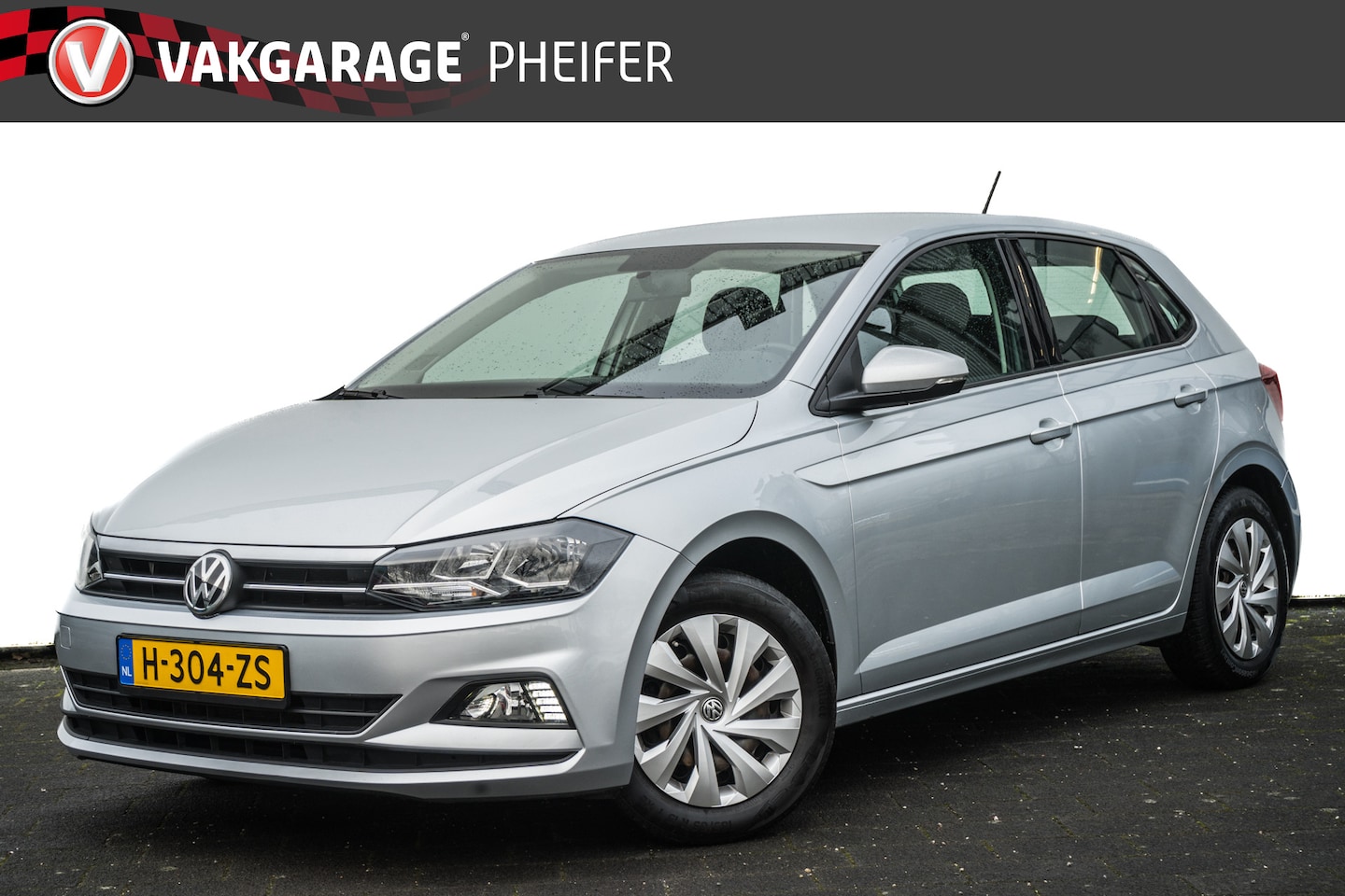 Volkswagen Polo - 1.0 MPI Comfortline Navigatie/ Carplay/ Airco/ Cruise control/ Armsteun/ Dab - AutoWereld.nl