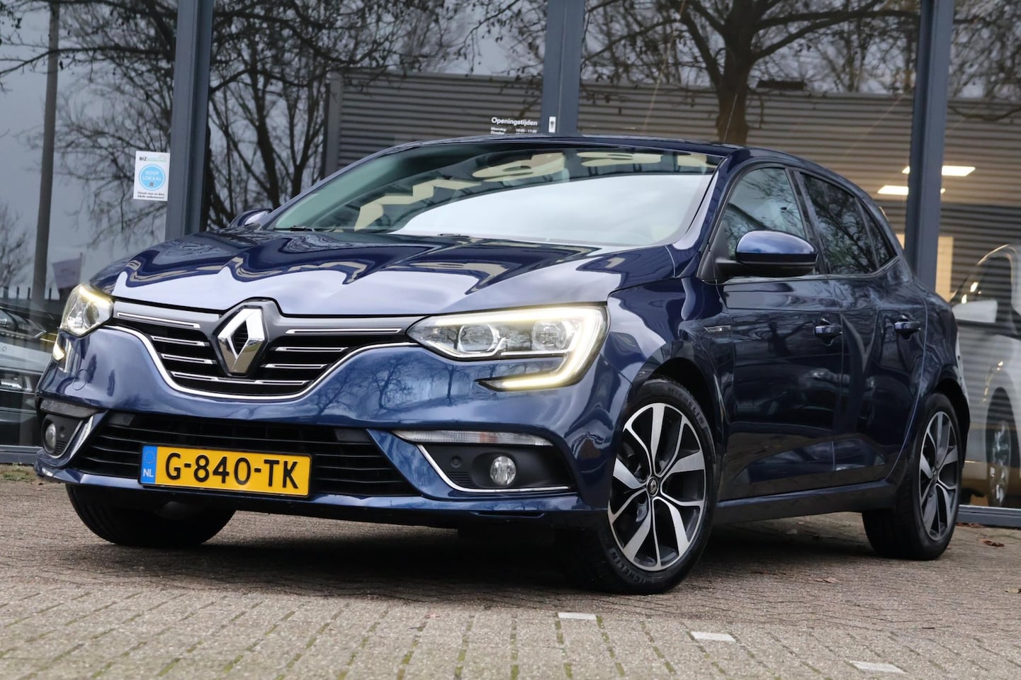 Renault Mégane - 1.3 TCe Bose|Carplay|Cam|Keyless| - AutoWereld.nl