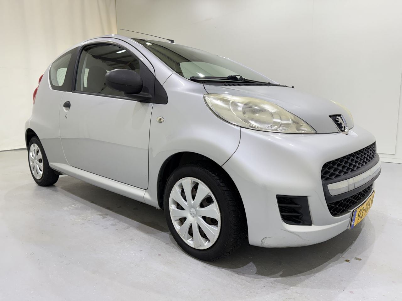 Peugeot 107 - 3-Drs 1.0 XR Airco/NAP - AutoWereld.nl