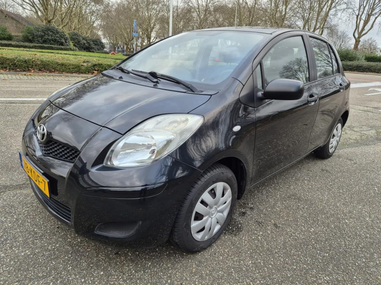 Toyota Yaris - 1.0 VVTi Acces 1.0 VVTi Acces, 5Drs, Airco, 117000km Nap!! - AutoWereld.nl