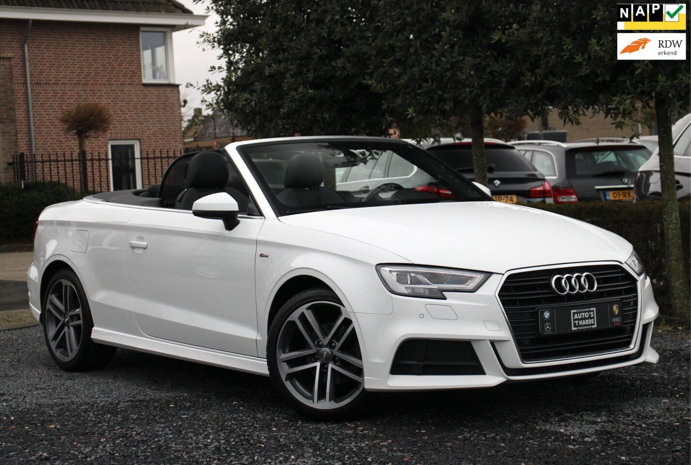 Audi A3 Cabriolet - 1.4 TFSI Sport S Line Edition Dealer o.h. App-Connect LED PDC 18'' - AutoWereld.nl