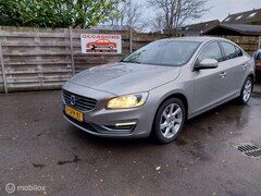 Volvo S60 - 1.6 T3 Summum