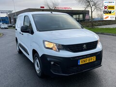 Peugeot Partner - 1.2 PureTech Premium, Benzine, 1e eig, Geen import, Nap, Volledig oh