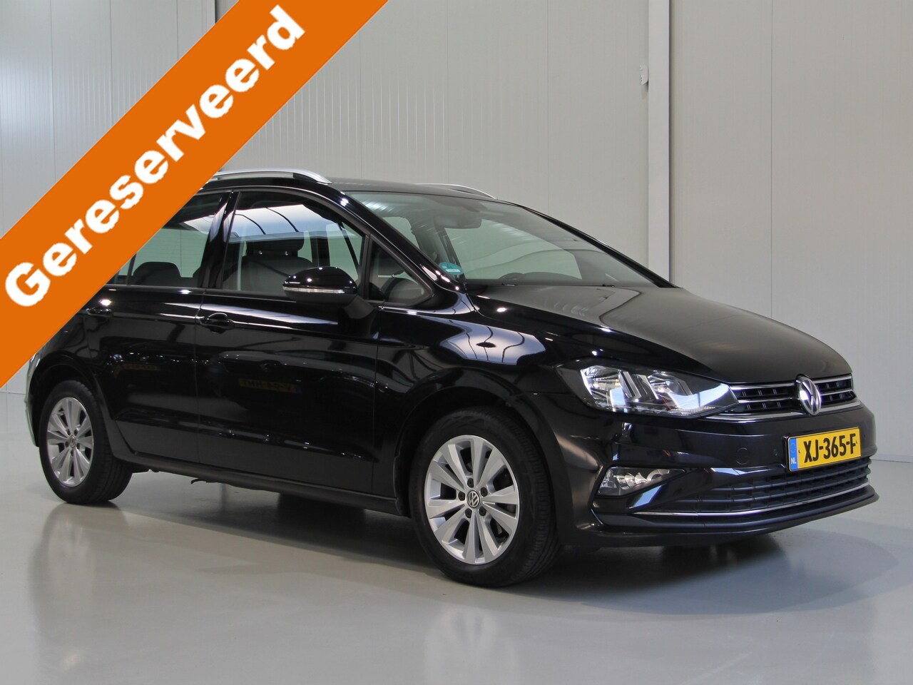 Volkswagen Golf Sportsvan - 1.0 TSI 110pk DSG Comfortline - AutoWereld.nl