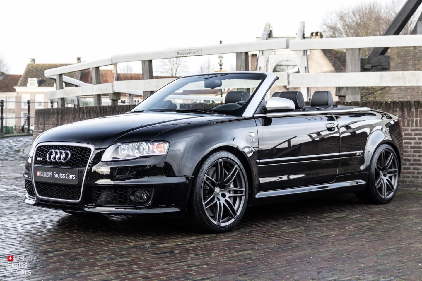 Audi A4 Cabriolet - 4.2 V8 RS4 quattro 4.2 V8 RS 4 quattro - AutoWereld.nl