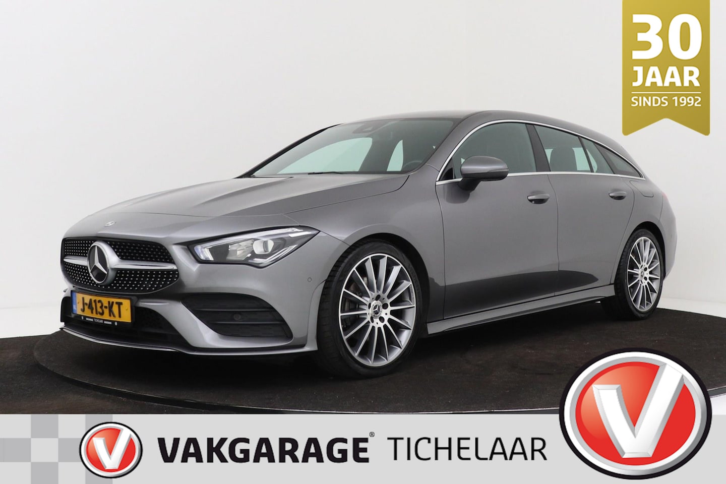 Mercedes-Benz CLA-klasse Shooting Brake - 180 Business Solution AMG | Trekhaak | Navigatie | 92000 KM! - AutoWereld.nl