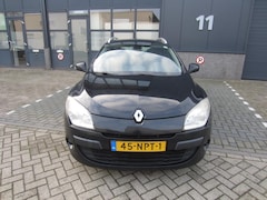 Renault Mégane Estate - 1.5 dCi Dynamique 2010 Navi koppeling DEFECT