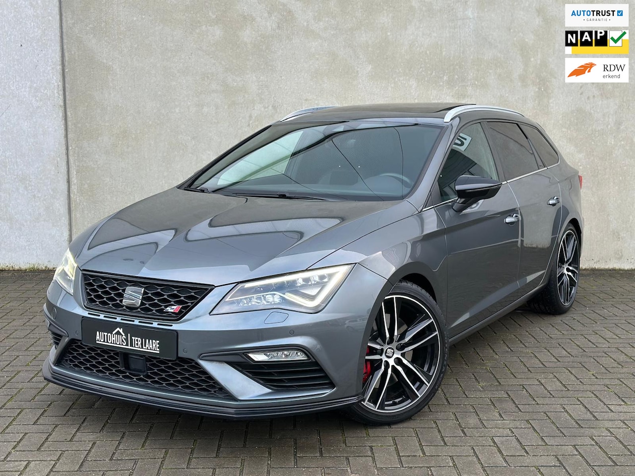 Seat Leon ST - Cupra 300 4Drive 2.0 TSI DSG Pano Camera Garantie - AutoWereld.nl