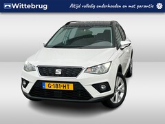 Seat Arona - 1.0 TSI 95pk Style Business Intense / Achteruitrijcamera / Stoelverwarming / 17" LMV / App