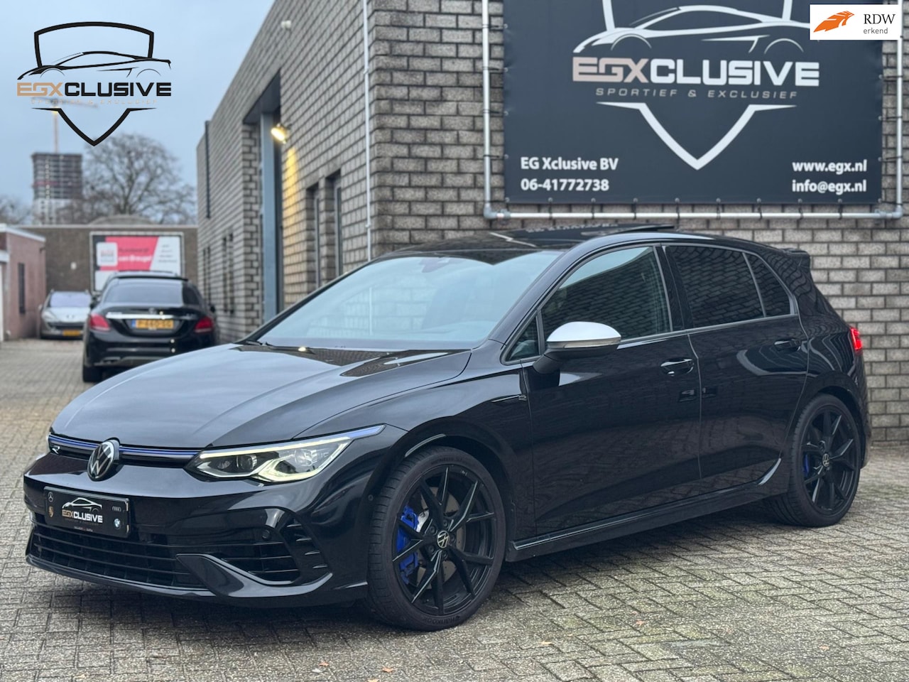 Volkswagen Golf - 2.0 TSI R 4MOTION Pano/Akrapofic/Drift/H&K/HUD/BlindSpot - AutoWereld.nl