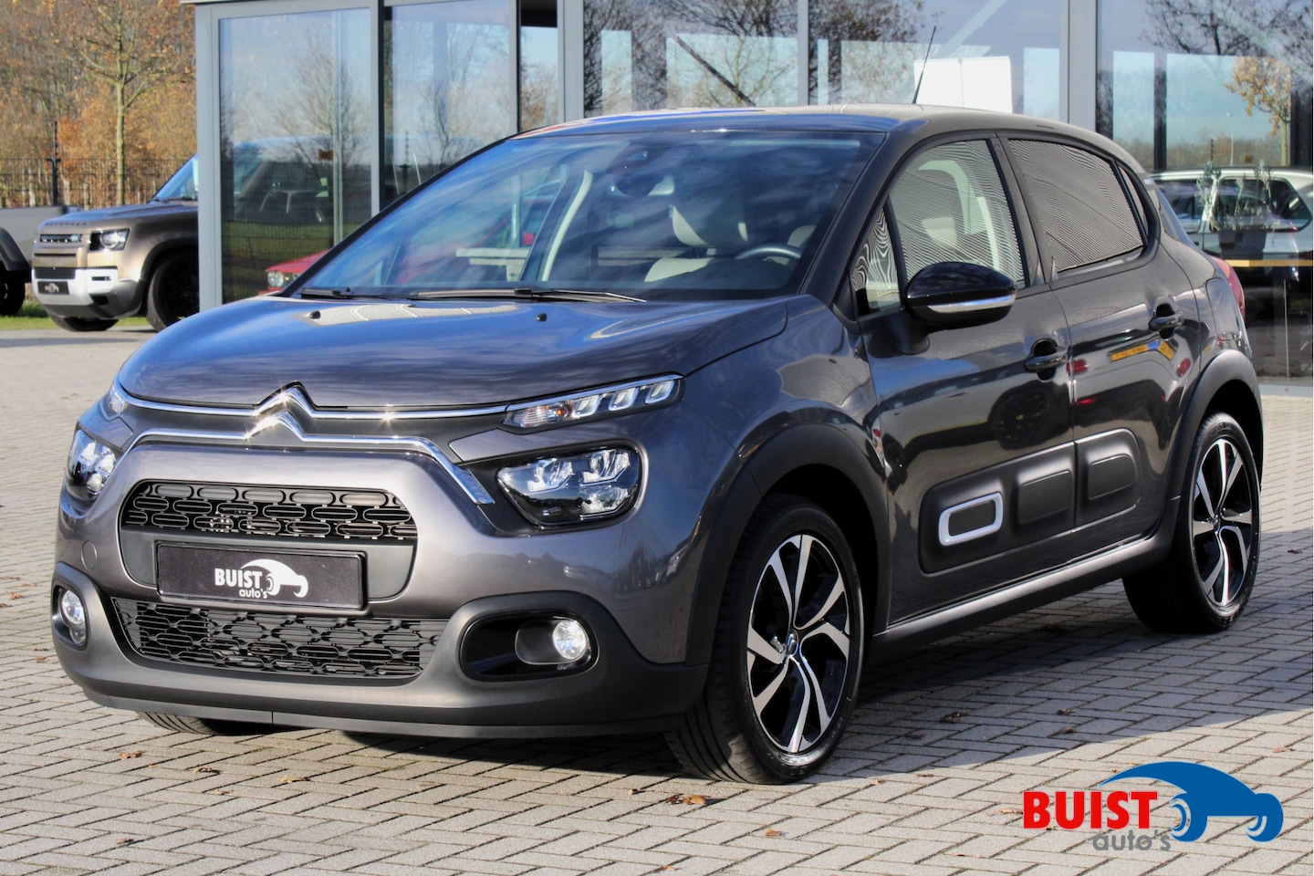 Citroën C3 - 1.2 PureTech Shine AUTOMAAT LED 56288KM! - AutoWereld.nl