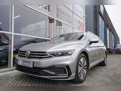 Volkswagen Passat Variant - 1.4 TSI PHEV GTE Hybrid | Alcantara | Camera | stuur en stoelverw