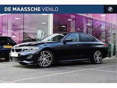 BMW 3-serie - 320i High Executive M Sport Automaat / Sportstoelen / LED / Parking Assistant / M Sportond