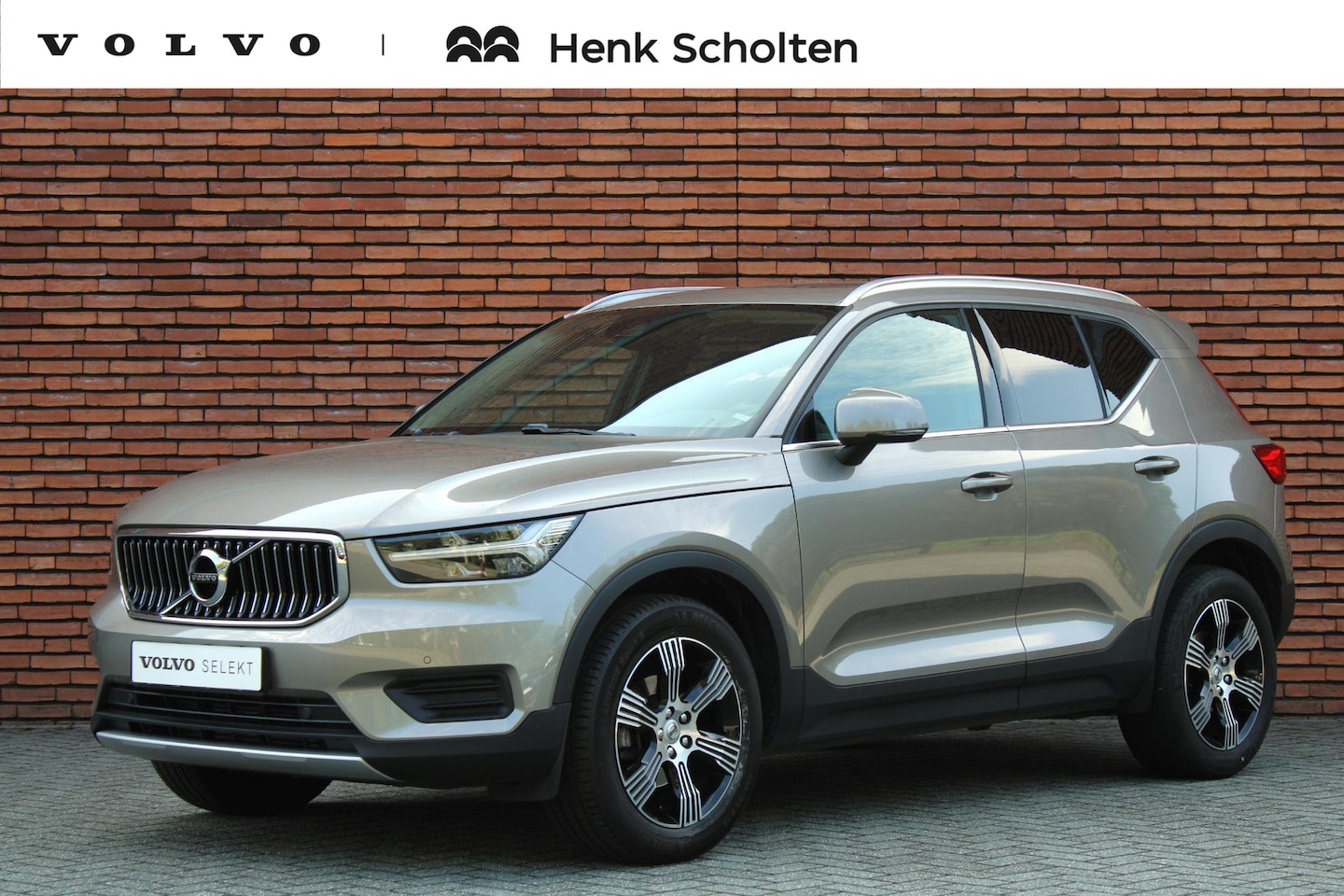 Volvo XC40 - T3 AUT8 152PK Inscription, Panoramadak, Parkeercamera, Verwarmbare Voor- en Achterstoelen, - AutoWereld.nl