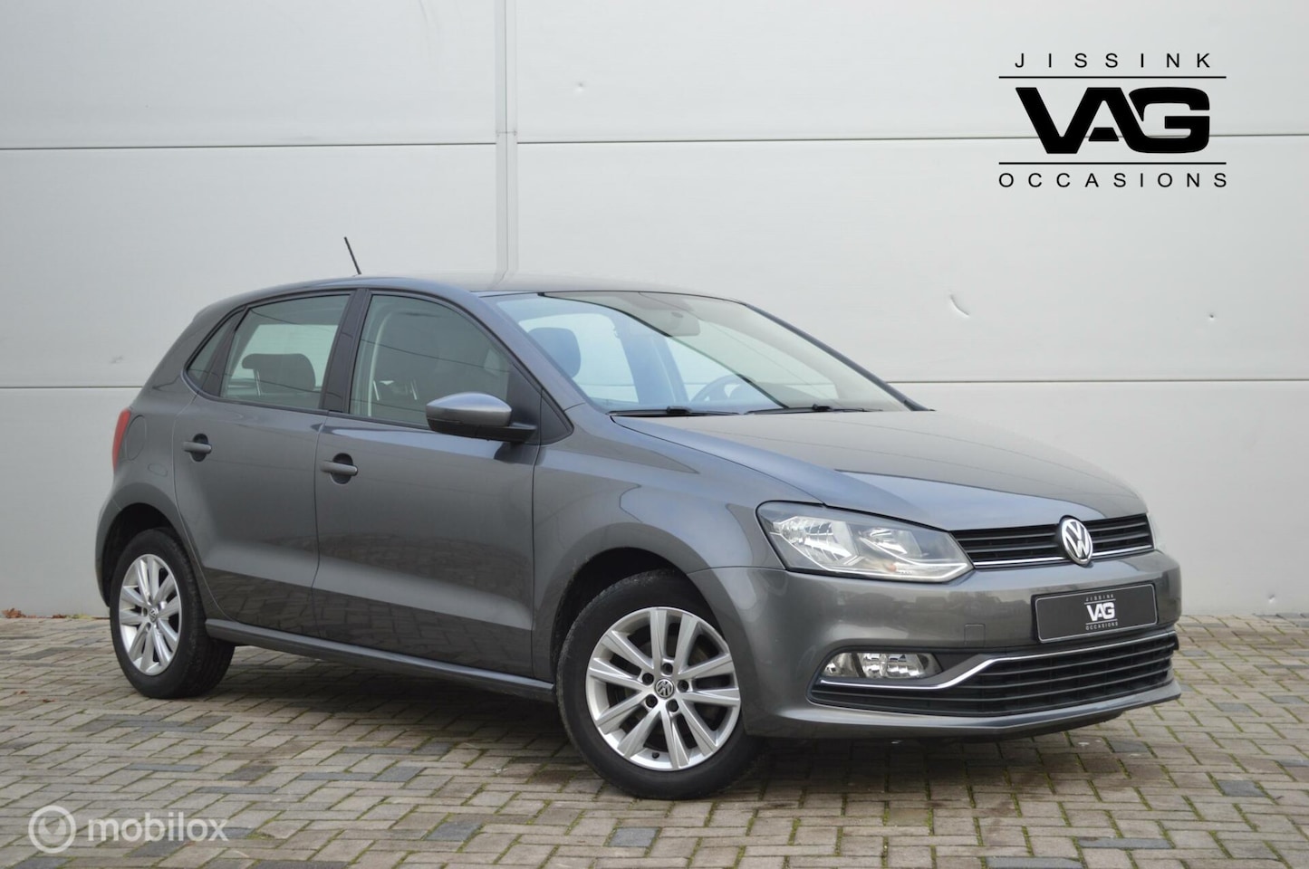 Volkswagen Polo - 5D 1.2 TSI Airco Cruise Bluetooth 15" LMV - AutoWereld.nl