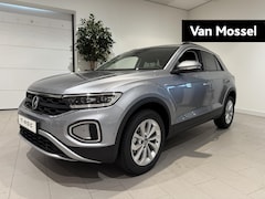 Volkswagen T-Roc - 1.0 TSI Oranje Edition | App Connect | Parkeersensoren | Dodehoek Detectie | 346617 |