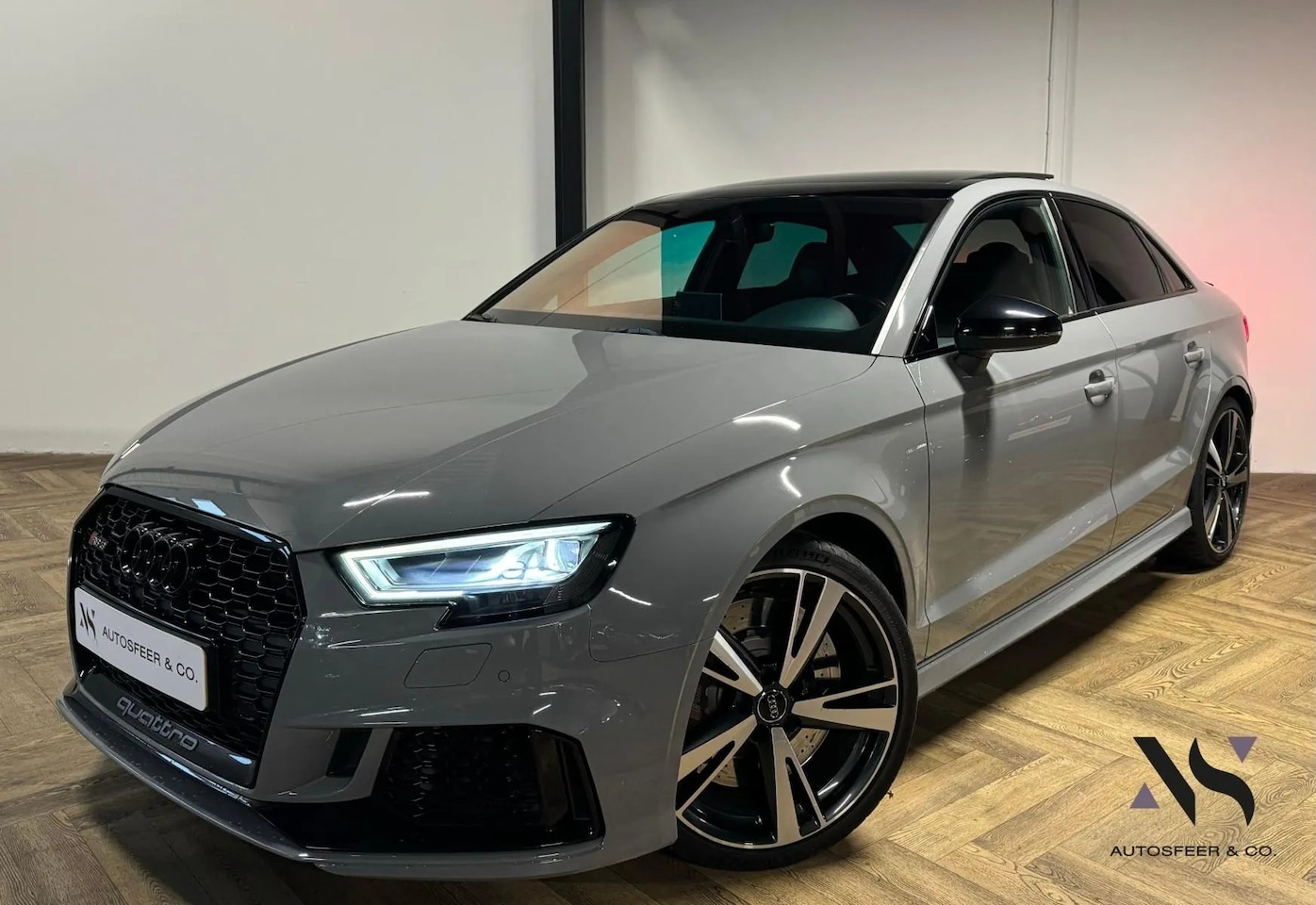 Audi RS3 - Limousine 2.5 TFSI quattro - AutoWereld.nl