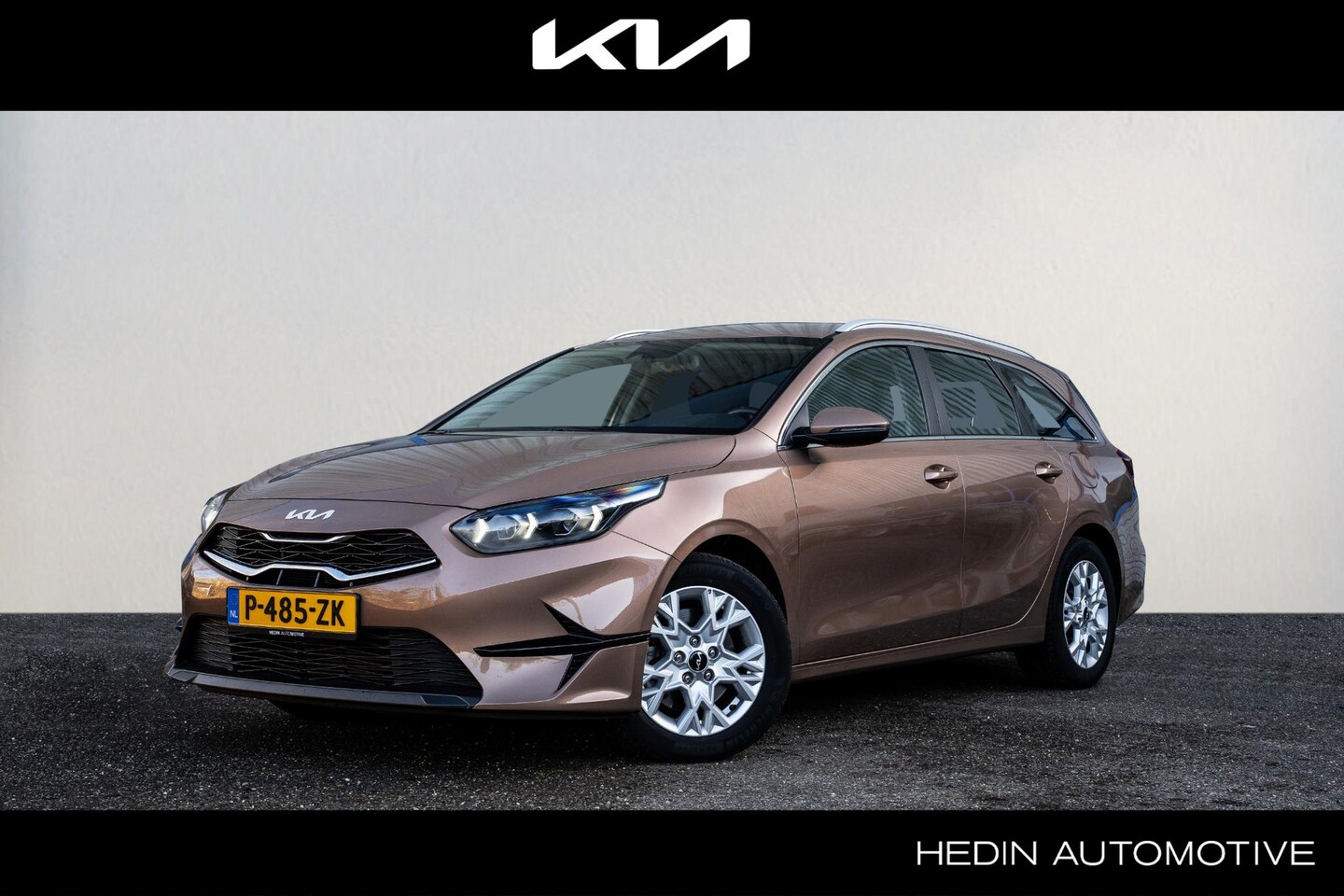 Kia Cee'd Sportswagon - Ceed 1.0 T-GDi DynamicLine NAVI | Achteruitrijcamera | Parkeersensoren | Cruise Control - AutoWereld.nl