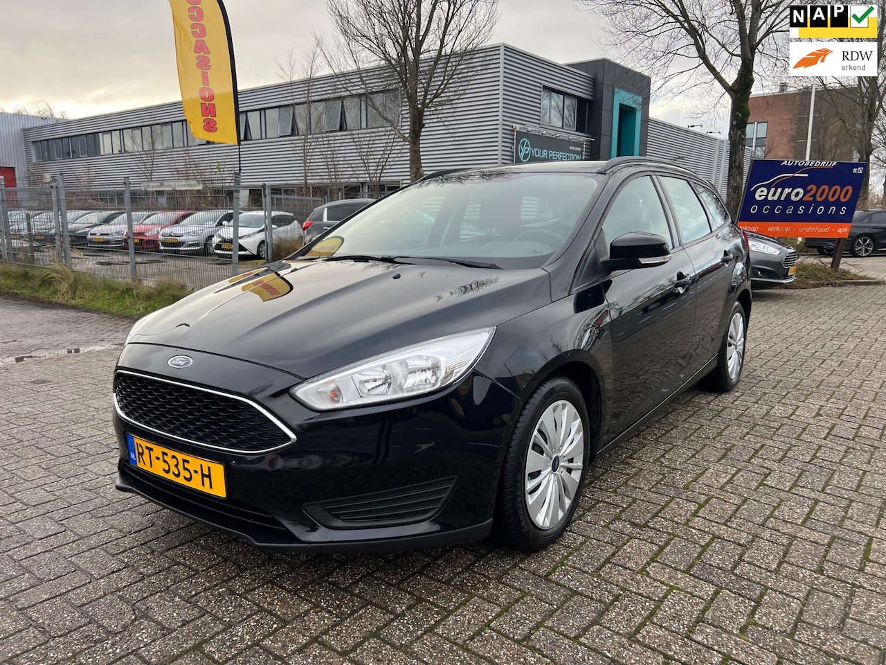 Ford Focus Wagon - 1.5 TDCI Trend - Pdc - Navigatie - Cruise - AutoWereld.nl