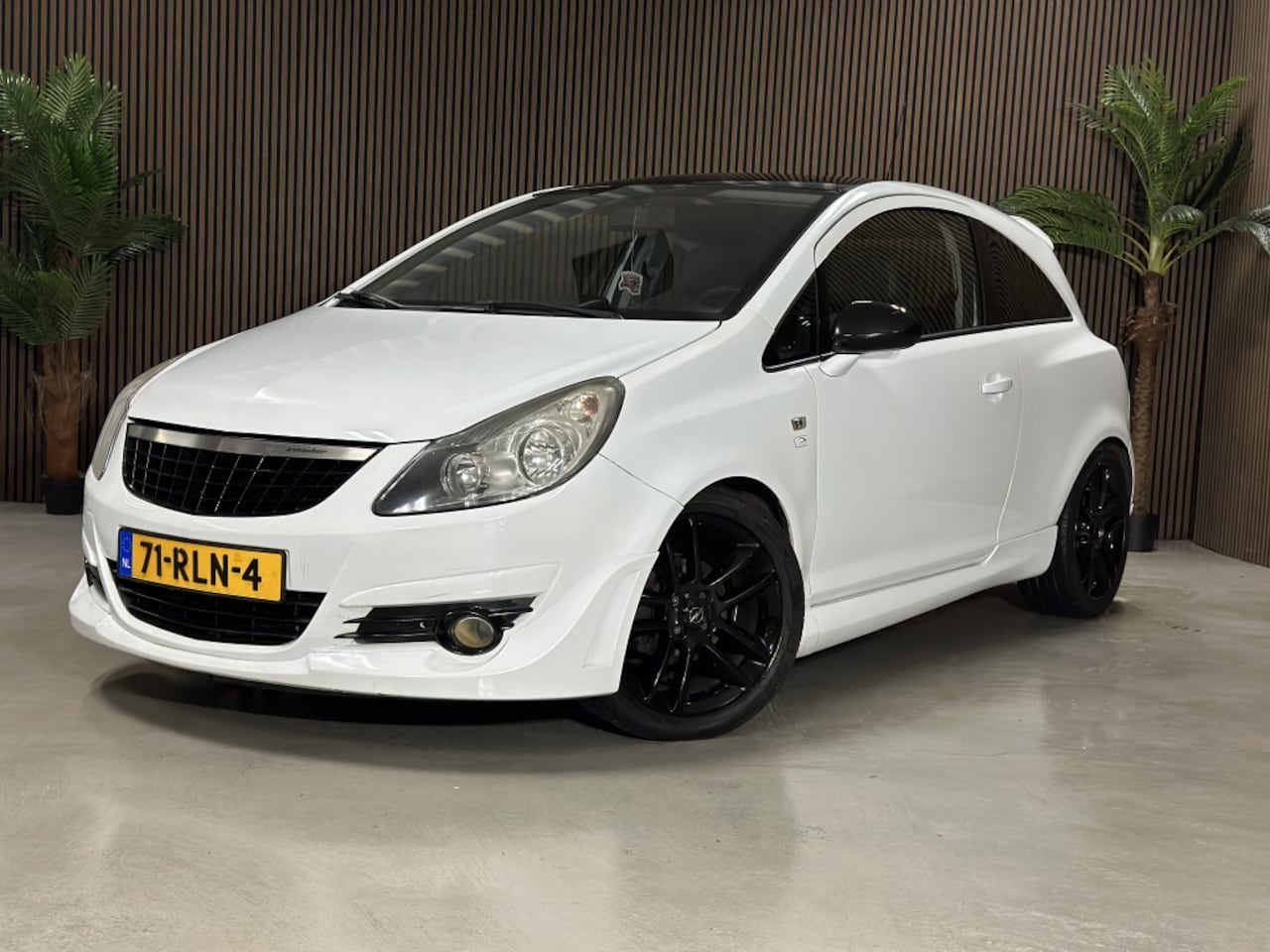 Opel Corsa - 1.4-16V Sport OPC uitvoring - AutoWereld.nl