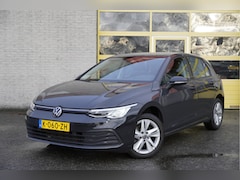 Volkswagen Golf - 1.0 TSI Life BJ2021 Lmv 16" | Led V+A | Pdc | Navi | Dashboard verlichting (Ambient light)