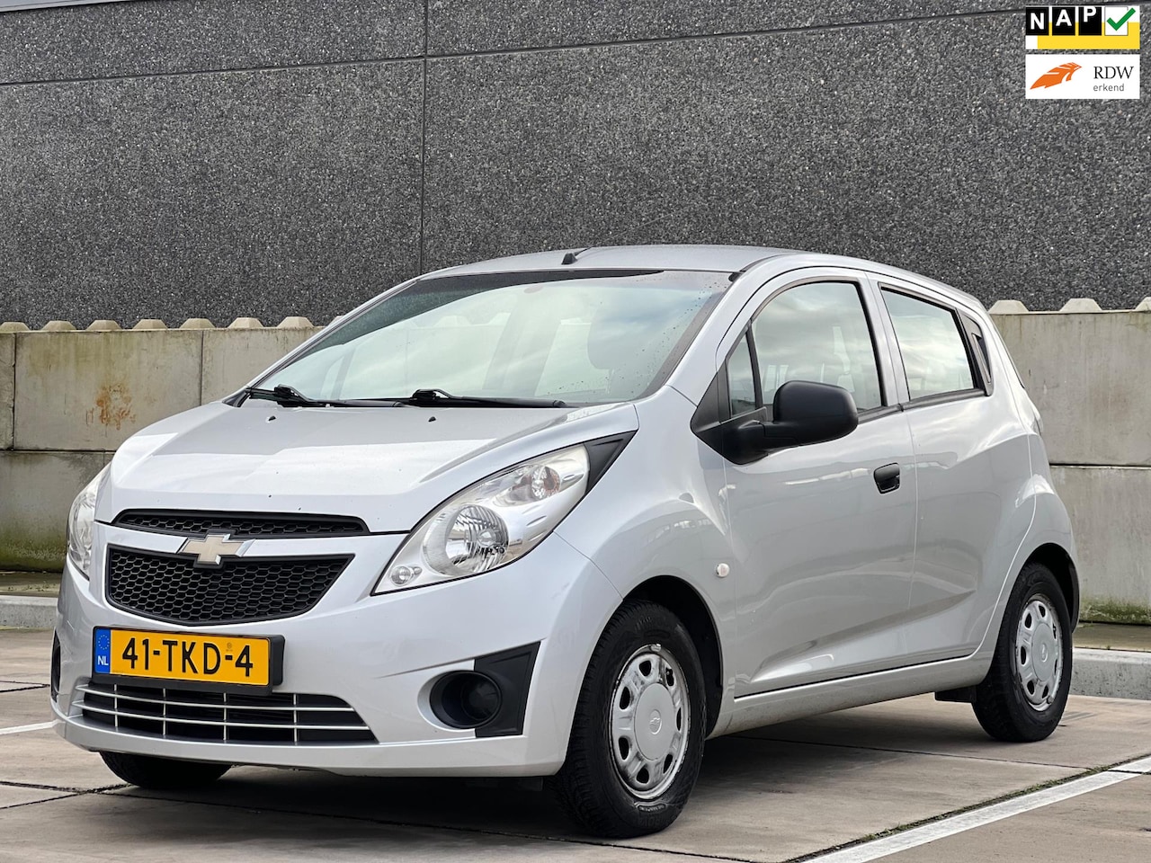 Chevrolet Spark - 1.0 16V LS Bi-Fuel | Airco | Elektrische ramen | Onderhoudhistorie - AutoWereld.nl