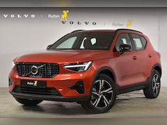 Volvo XC40 - B4 211PK Automaat Plus Dark /Adaptieve cruis control / Harman kardon / Elektrische stoelen