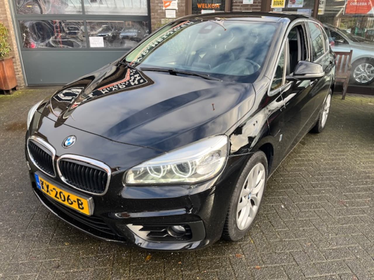 BMW 2-serie Active Tourer - (f45) 225xe iPerfomance Executive - AutoWereld.nl