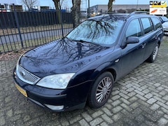 Ford Mondeo Wagon - 1.8-16V Champion