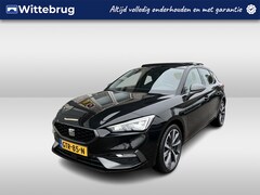 Seat Leon - 1.4 TSI eHybrid PHEV FR / AUTOMAAT/ PANO/ CAMERA/ PARK. SENSOREN/ MATRIX/ DODE HOEK/ STUUR