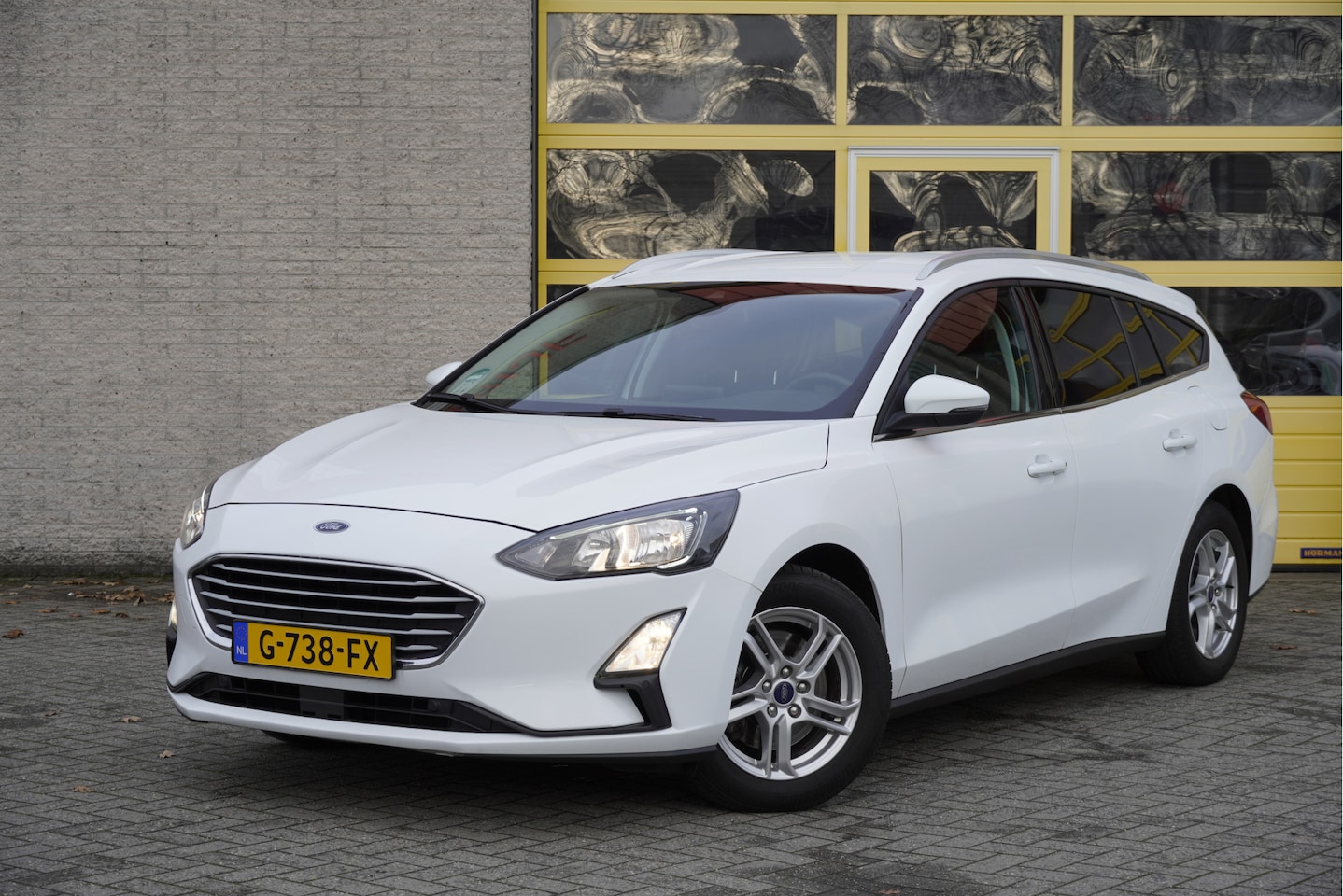 Ford Focus Wagon - 1.5 EcoBlue Edition BJ2019 Lmv 16" | Led | Pdc | Navi | Trekhaak | Airco | Cruise control - AutoWereld.nl