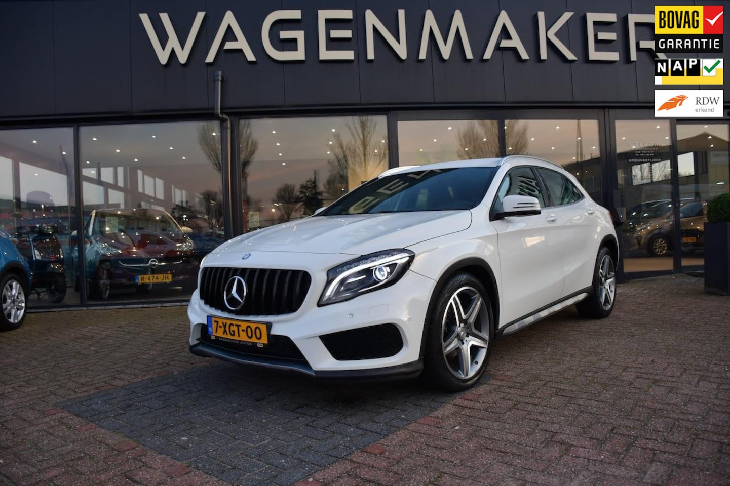 Mercedes-Benz GLA-Klasse - 200 Prestige Clima|Cruise|NAVI|Cam - AutoWereld.nl