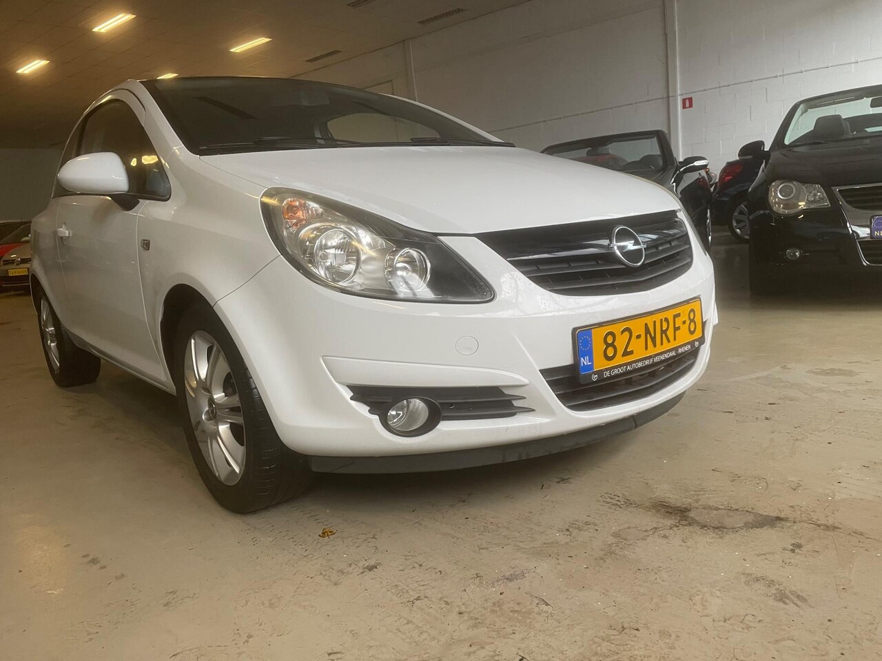 Opel Corsa - 1.2-16V Color Edition 144000 km - AutoWereld.nl