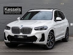 BMW X3 - 30e / X-Drive / M-Sport / Trekhaak / Panoramadak / HiFi