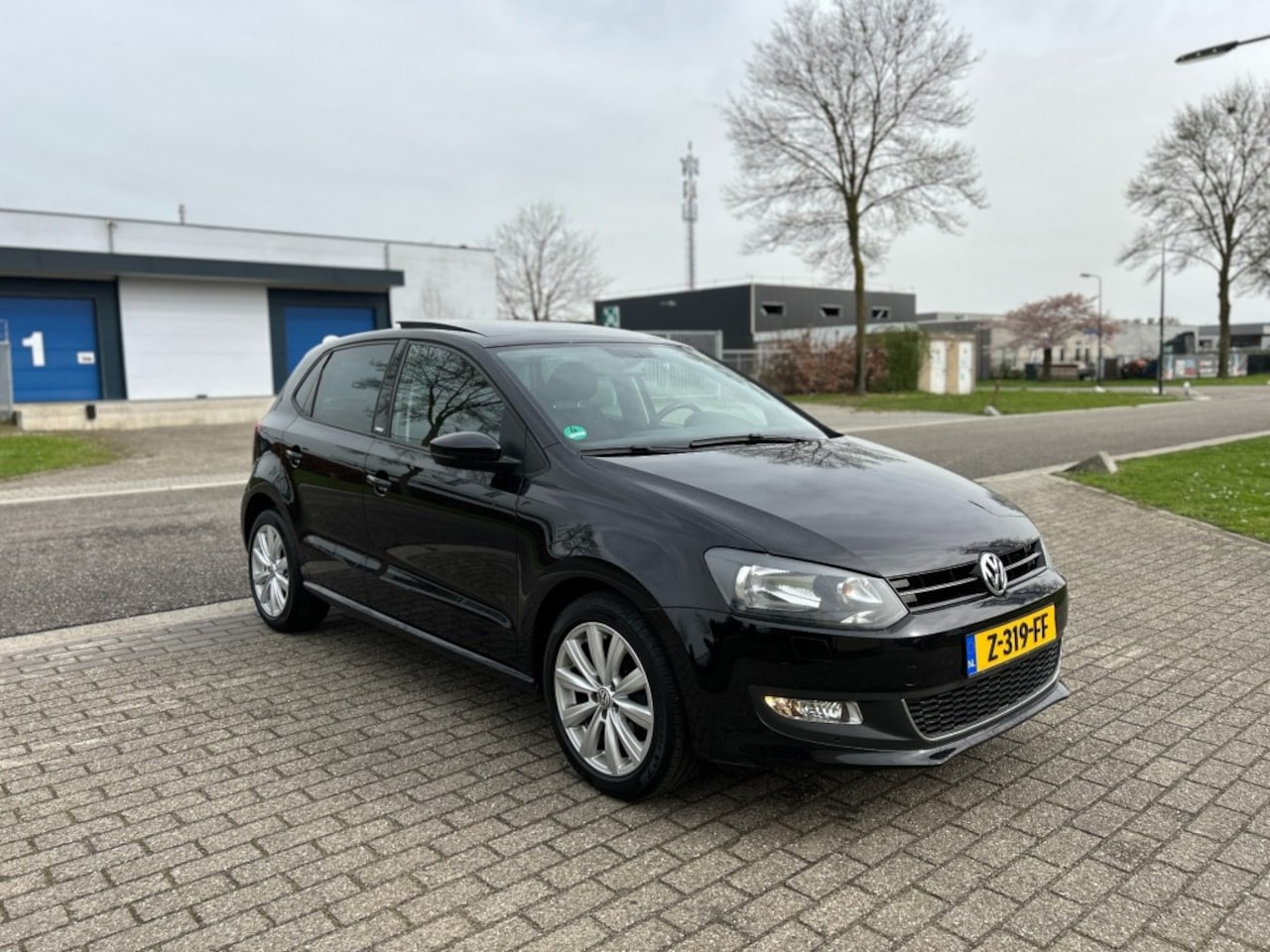 Volkswagen Polo - 1.2 TSI Highline Pano Airco 5 Deurs - AutoWereld.nl