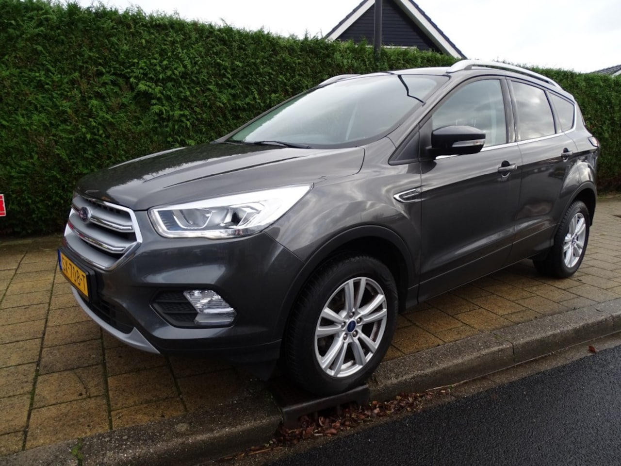 Ford Kuga - 1.5 ECOB. TREND ULT-Clima-Navi-Cruise-Blth-Pdc - AutoWereld.nl