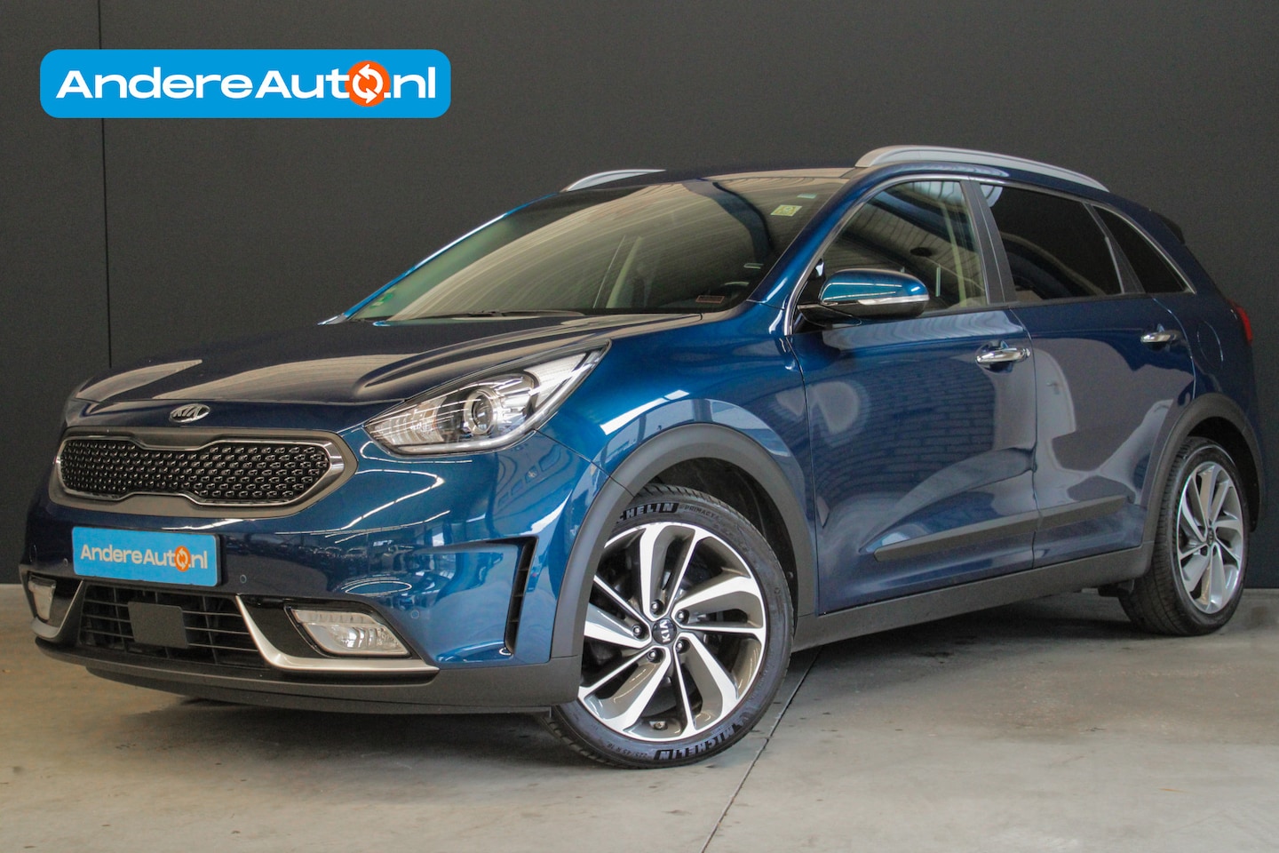 Kia Niro - 1.6 GDi Hybrid DynamicLine |trekhaak|leder|memory|adaptive cruise control|JBL| - AutoWereld.nl