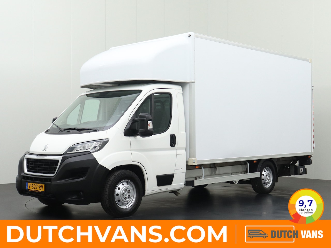 Peugeot Boxer - 2.0 BlueHDI Bakwagen + Laadklep | Navigatie | Camera | 750Kg Laadklep - AutoWereld.nl